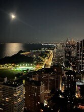 655 W Irving Park Rd, Unit 4807 in Chicago, IL - Building Photo - Building Photo