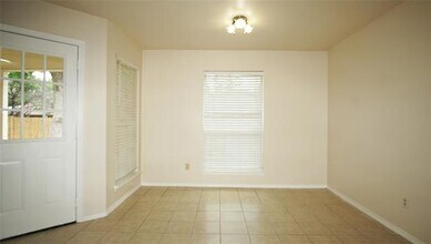 7409 Meadow Creek Dr in Fort Worth, TX - Building Photo - Building Photo