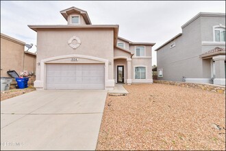 1936 Shreya St in El Paso, TX - Building Photo - Building Photo