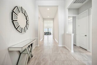 24023 Lake Molveno Dr in Katy, TX - Building Photo - Building Photo
