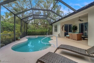 15818 Delaplata Ln in Naples, FL - Building Photo