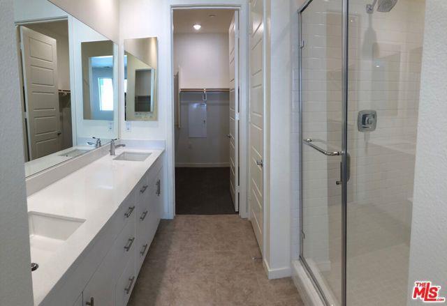 property at 19513 Astor Pl