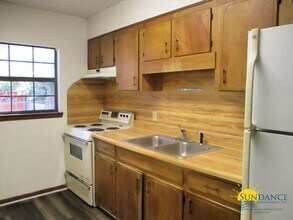 361 Satsuma Rd in Niceville, FL - Building Photo - Building Photo