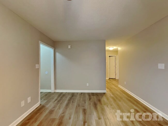 701 Avondale Dr in Clayton, NC - Building Photo - Building Photo