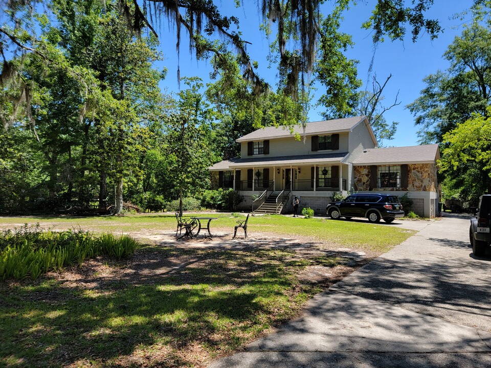 170 E Pearl Dr in Slidell, LA - Building Photo