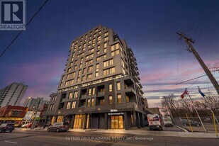 758 Dovercourt Rd in Toronto, ON - Building Photo