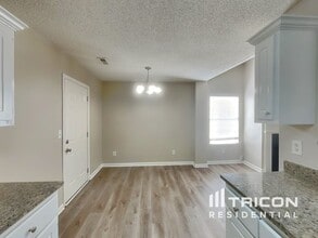 8762 Edenton Way in Jonesboro, GA - Building Photo - Building Photo