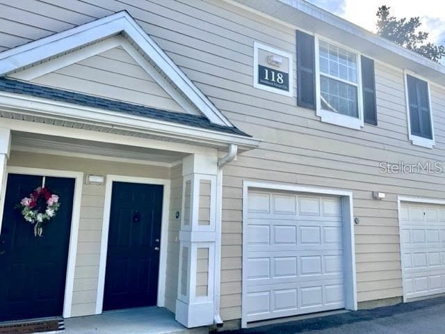 property at 118 Southern Pecan Cir