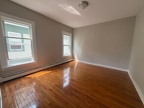 265 Norton St, Unit 2 in New Haven, CT - Foto de edificio - Building Photo