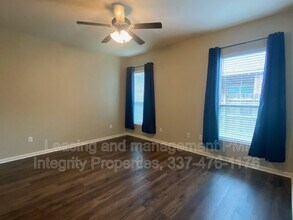 118 New Center Dr in Lafayette, LA - Building Photo - Building Photo