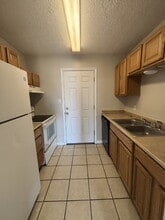 3807 Biltmore Dr in Panama City Beach, FL - Building Photo - Building Photo