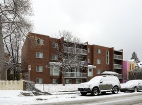 521 20th Ave SW Apartments