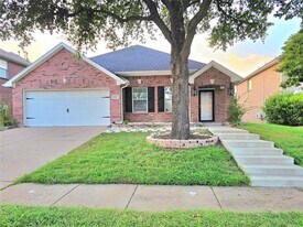 5423 Lavaca Rd in Grand Prairie, TX - Building Photo