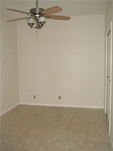1620 Waterston Ave-Unit -103 in Austin, TX - Building Photo - Building Photo