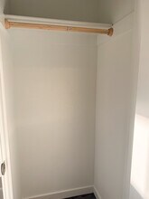 507 NW Hillcrest Dr in Dallas, OR - Foto de edificio - Building Photo