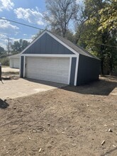 1431 Santa Fe S in Wichita, KS - Building Photo - Building Photo