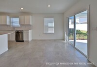 5453 Integrity Way in Jacksonville, FL - Foto de edificio - Building Photo