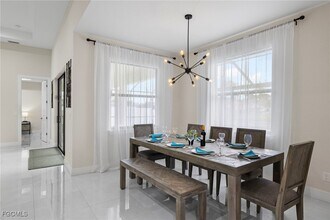 1137 SW 18th Ct in Cape Coral, FL - Building Photo - Building Photo