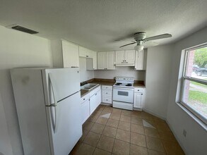 5319 Avery Rd in New Port Richey, FL - Building Photo - Building Photo