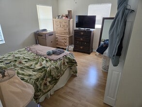 530 Freeport Ave N in St. Petersburg, FL - Building Photo - Building Photo