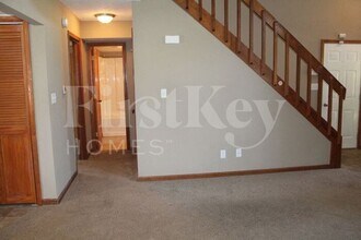 6945 Deerbrook Ct in Indianapolis, IN - Building Photo - Building Photo