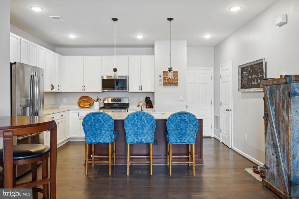 557 Leftwich Ln in Annapolis, MD - Building Photo