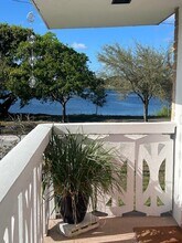 2020 Lake Osborne Dr in Lake Worth Beach, FL - Building Photo - Building Photo