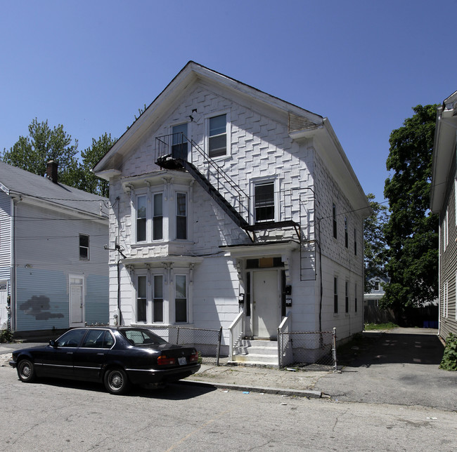 9 Norwich Ave in Providence, RI - Foto de edificio - Building Photo