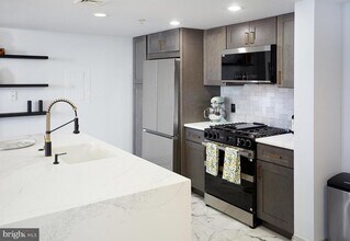 414 Water St in Baltimore, MD - Building Photo - Building Photo