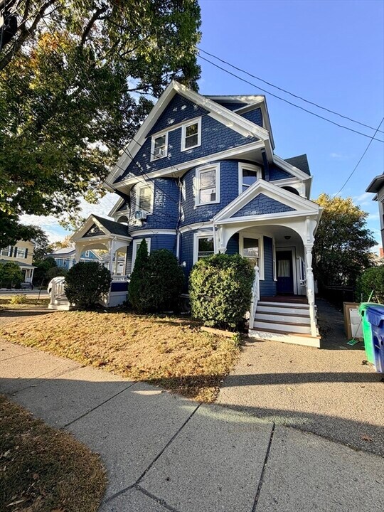 65 Pearl St in Newton, MA - Building Photo