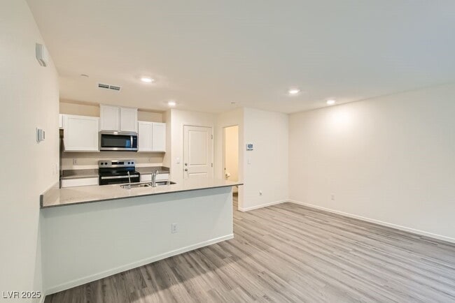 property at 4859 Wine Rdg Ave