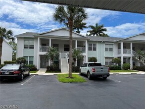 1240 Sarah Jean Cir in Naples, FL - Building Photo - Building Photo