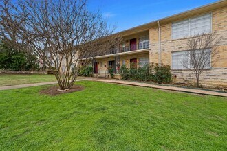 301 E 34th St in Austin, TX - Building Photo - Building Photo