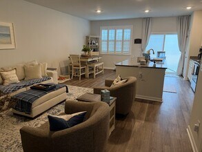 6671 Lemon Ln in Wilmington, NC - Foto de edificio - Building Photo