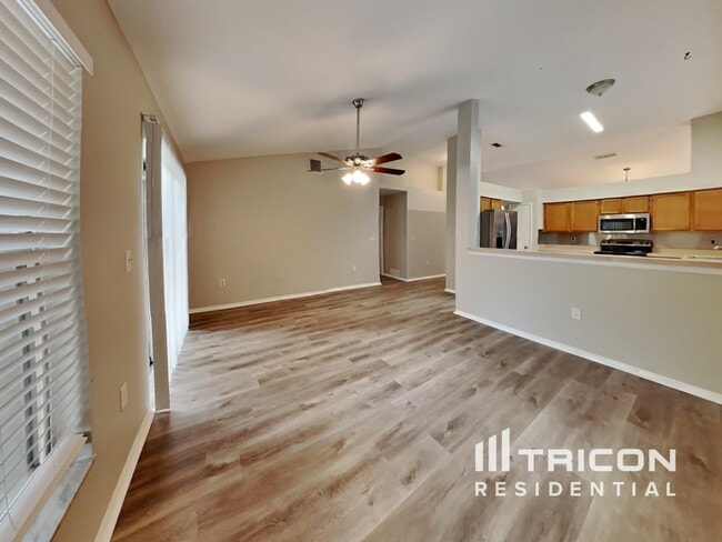 4903 6th Ave E in Bradenton, FL - Building Photo - Building Photo