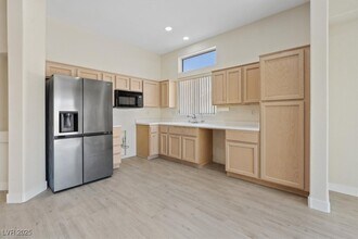 10809 Clarion Ln in Las Vegas, NV - Building Photo - Building Photo