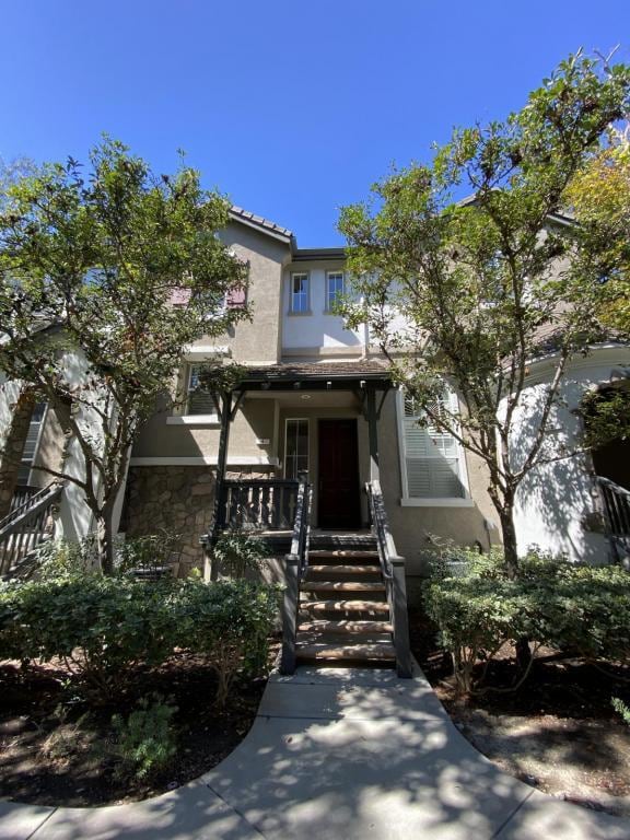 property at 4 Plumeria Ln