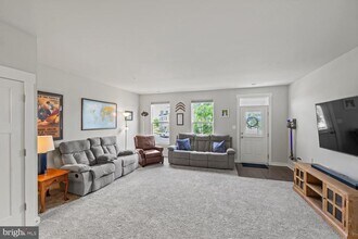 1304 Sandoval Ct in Frederick, MD - Building Photo - Building Photo