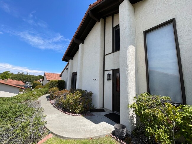 property at 3920 Mesa Cir Dr