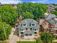 198 W 6th Ave in Columbus, OH - Foto de edificio - Building Photo