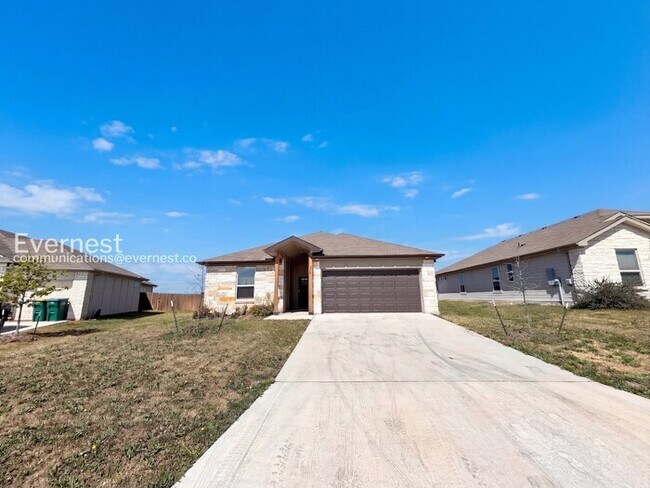 705 Freedom Cir in Nolanville, TX - Building Photo - Building Photo