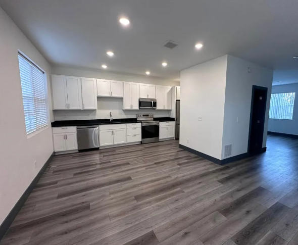 881 Western Ave N in St. Paul, MN - Building Photo - Building Photo