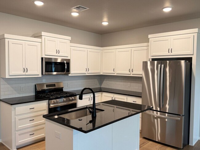 property at 13609-13613 Calli Ct