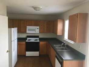 10879 Walnut Grove Bend in Camby, IN - Building Photo - Building Photo