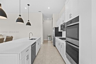 7612 Knight St in Parkland, FL - Building Photo - Building Photo