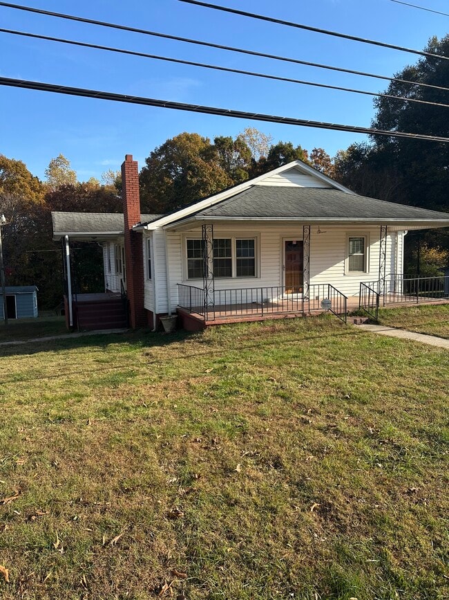 property at 707 Mauney Rd