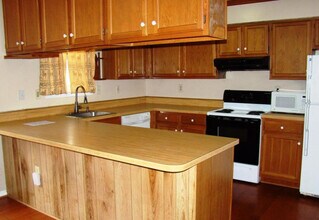 6141 Sea Lion Pl in Waldorf, MD - Building Photo - Building Photo