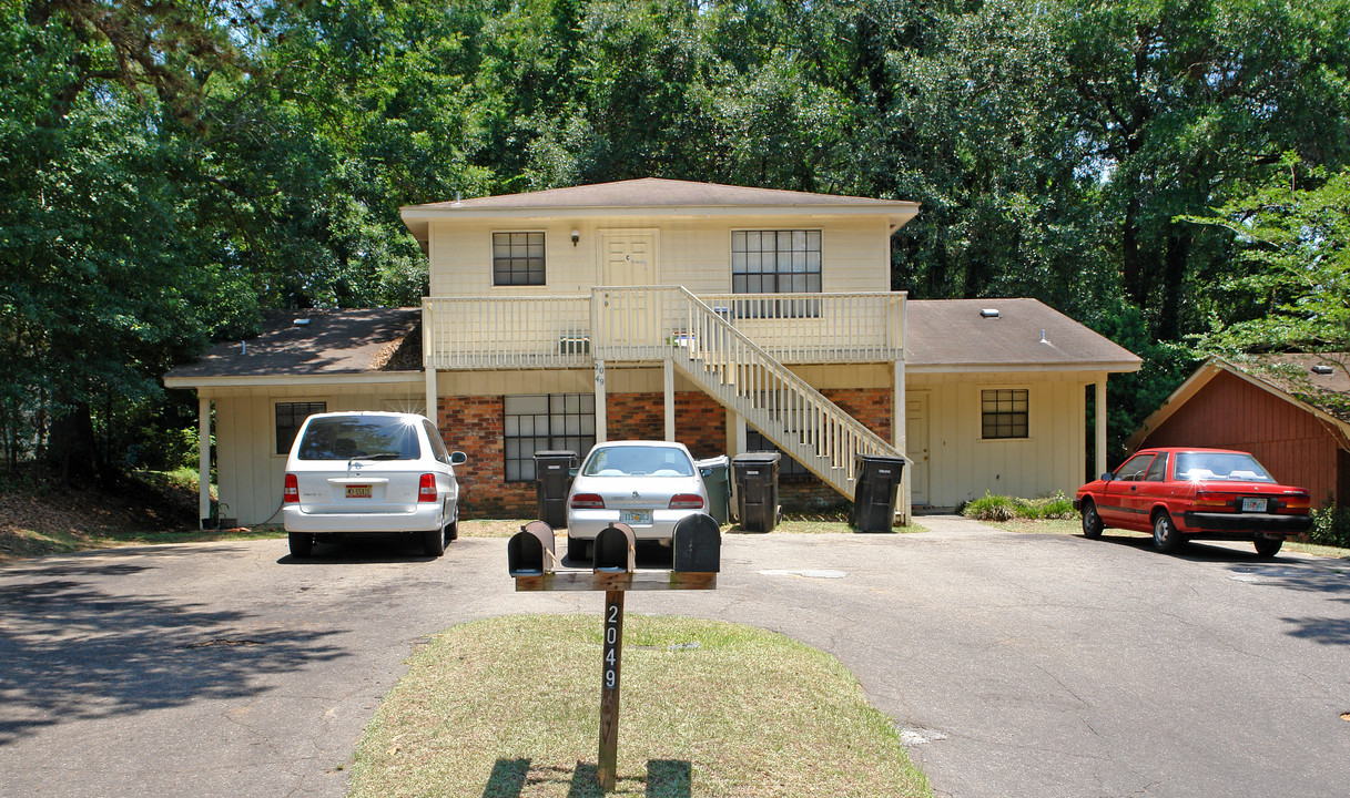 2049 Watson Way in Tallahassee, FL - Building Photo