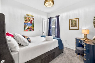 1734 W Cherry St, Unit A in Tampa, FL - Foto de edificio - Building Photo