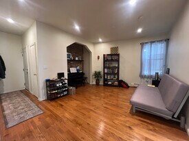2700 John F Kennedy Blvd, Unit 102 in Jersey City, NJ - Building Photo